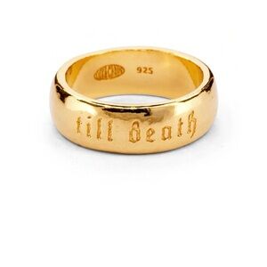 Gold Women's Ring with Engraving
